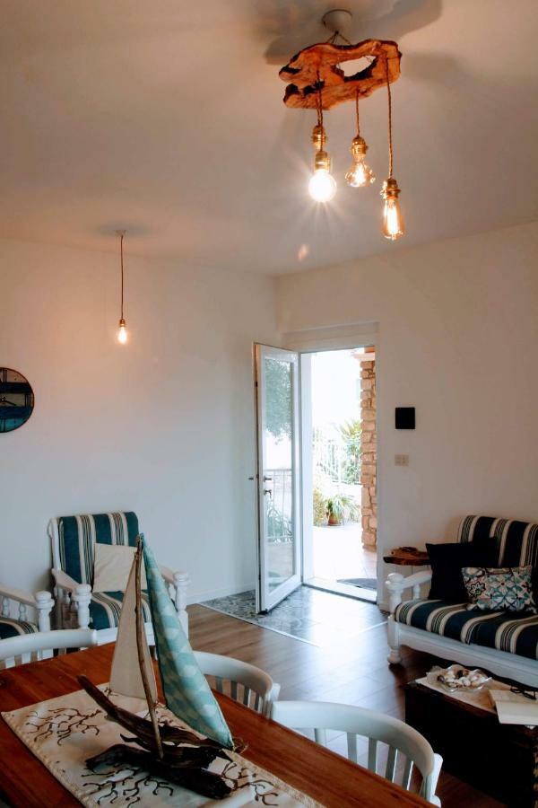 Grande Casa Al Mare Le Verande سانتا ماريا نافاريز المظهر الخارجي الصورة